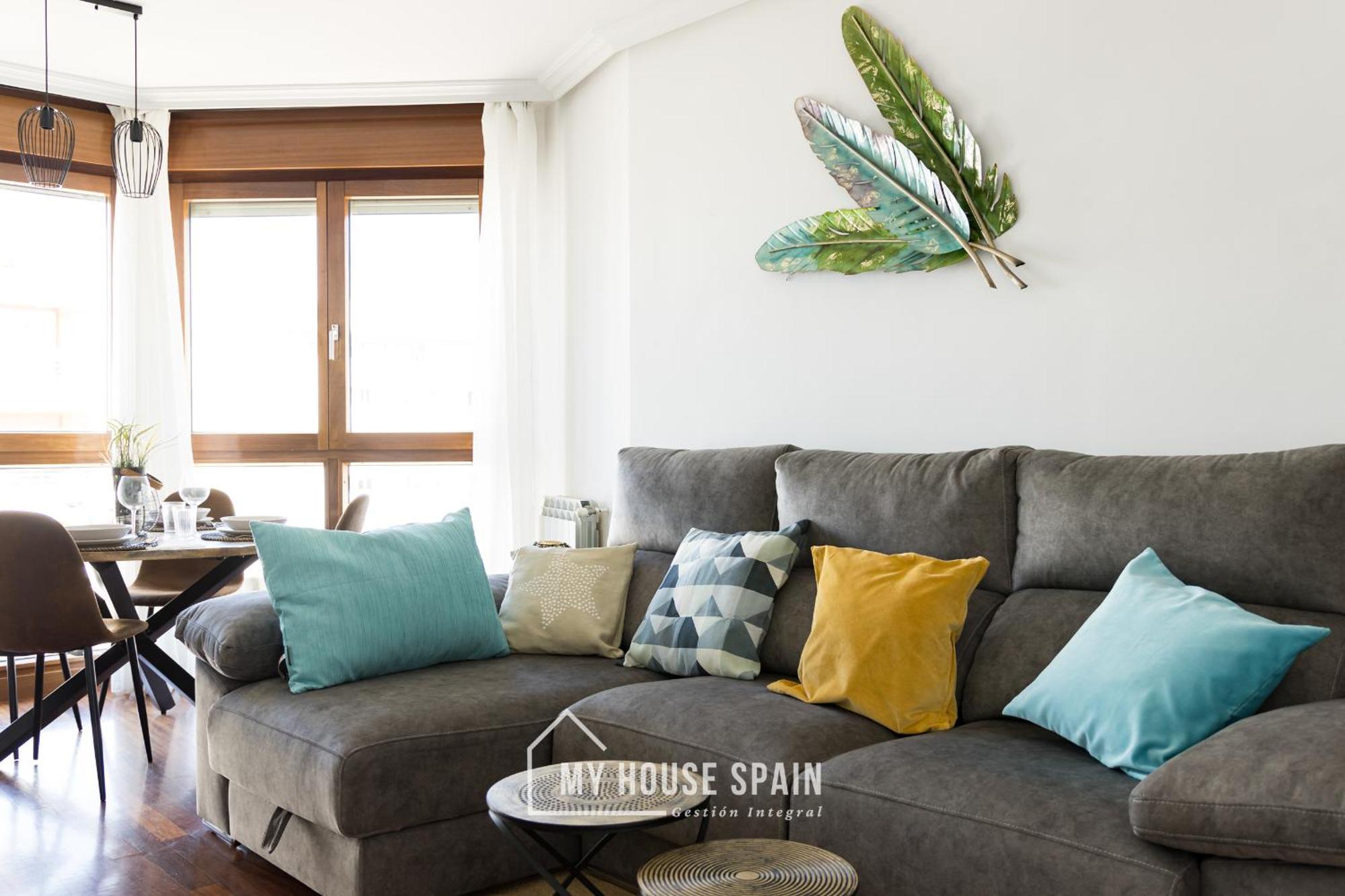 Myhousespain - Playa De Poniente, Con Vistas Al Mar Y Parking Gratuito Gijon Exterior photo